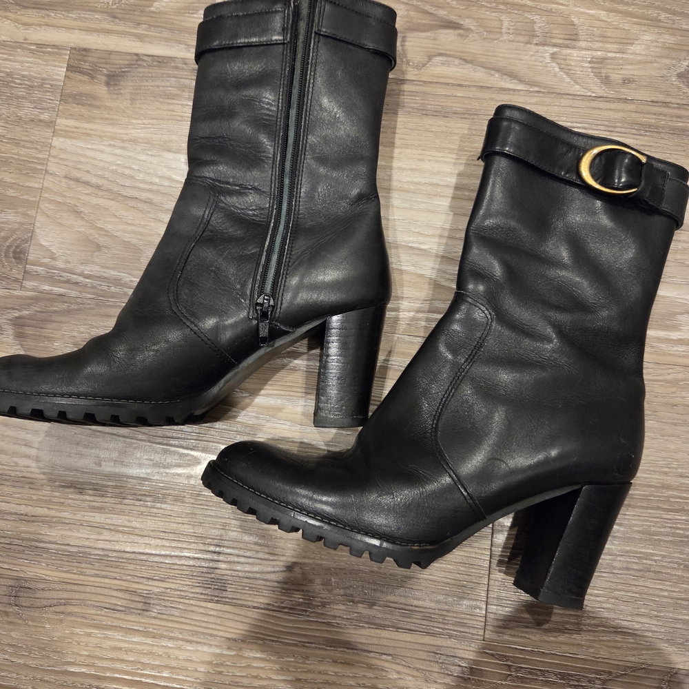 Black Leather Mid-Calf Heeled Boots